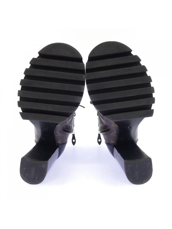 Louis Vuitton Star Trail Combat Booties | Real vs Steal  Louis Vuitton Star Trail Line Boots